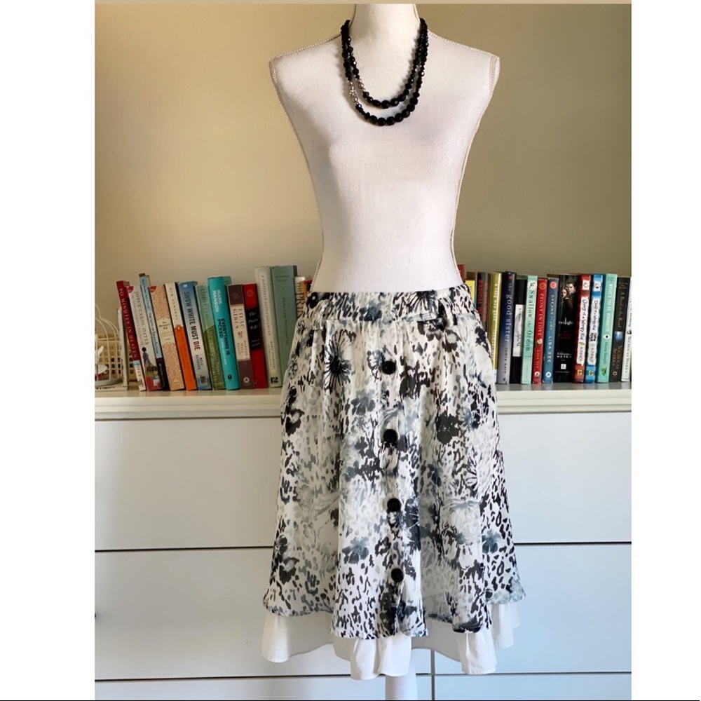 |Lapis | Floral Flowy Skirt